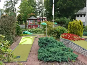 Mini golf